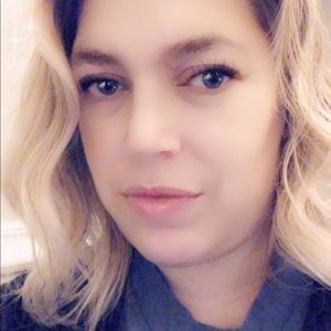 Meet your Posher, Charlette